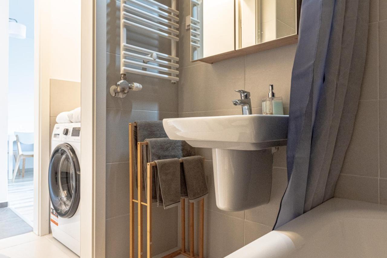 Dob36 Apartment With Free Private Parking And Balcony Budapest Luaran gambar