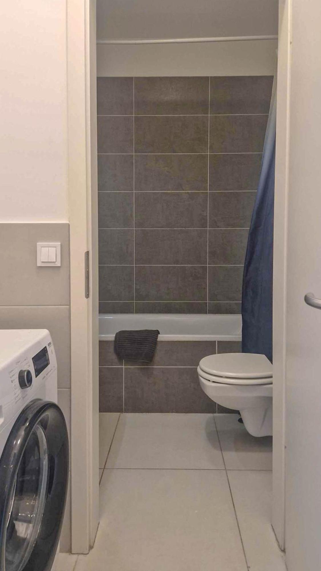 Dob36 Apartment With Free Private Parking And Balcony Budapest Luaran gambar