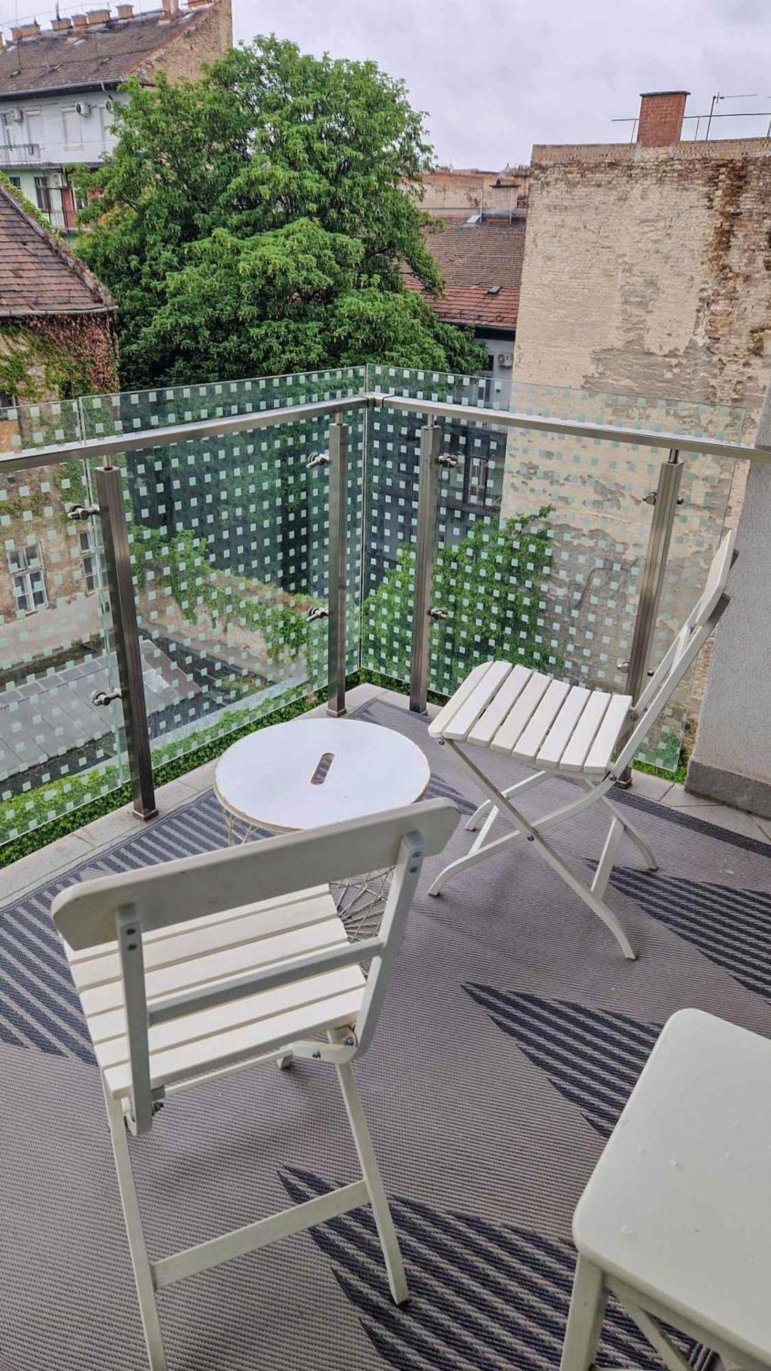Dob36 Apartment With Free Private Parking And Balcony Budapest Luaran gambar